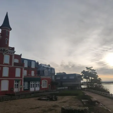 Maison Duplex Centre Port Ferienhaus